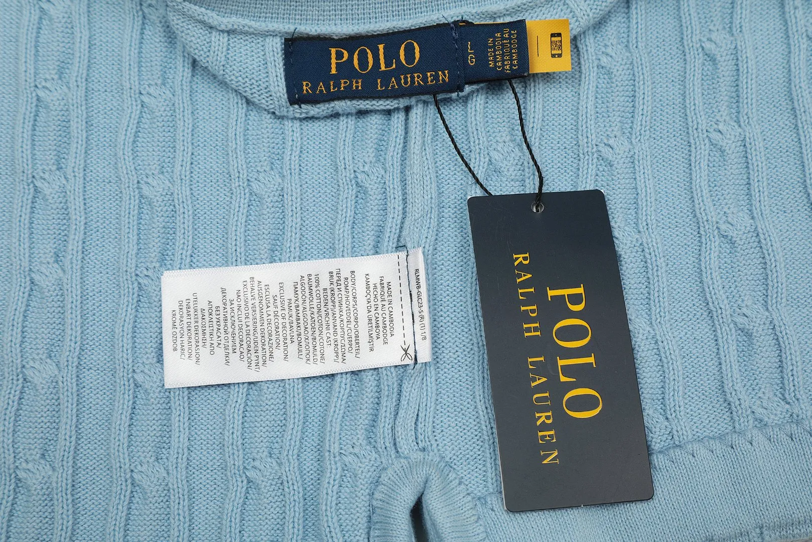 🅿️176 "Top quality" DS022# (not off the shelves all year round) [Ralph Lauren POLO lapel solid color pony embroidered logo knitted short sleeves] ✅Ralph Lauren Ralph Lauren classic basic versatile cardigan knitted short sleeves for all seasons ✅Main supplier platform live broadcast Wholesale entities Replenish when out of stock Not off the shelves ✅ZP quality 1:1 version Scan the code to enter the GF website Counter quality ✅Detailed quality The only one in Guangzhou Imported quality cotton yarn, focusing on high-end, cost-effective, good quality needless to say ✅The version is restored to the original order. The maximum size can be worn up to 160 pounds. Loose, comfortable and stress-free. ✅The upper body is simple and easy to match. A must-have for goddess ootd. Good-looking clothes are never picky. Must-have items in goddess wardrobe recommended. Size: S-L. Color: White, gray, light pink, light blue, yellow, khaki, purple, colorful blue, navy, black, Chinese red.